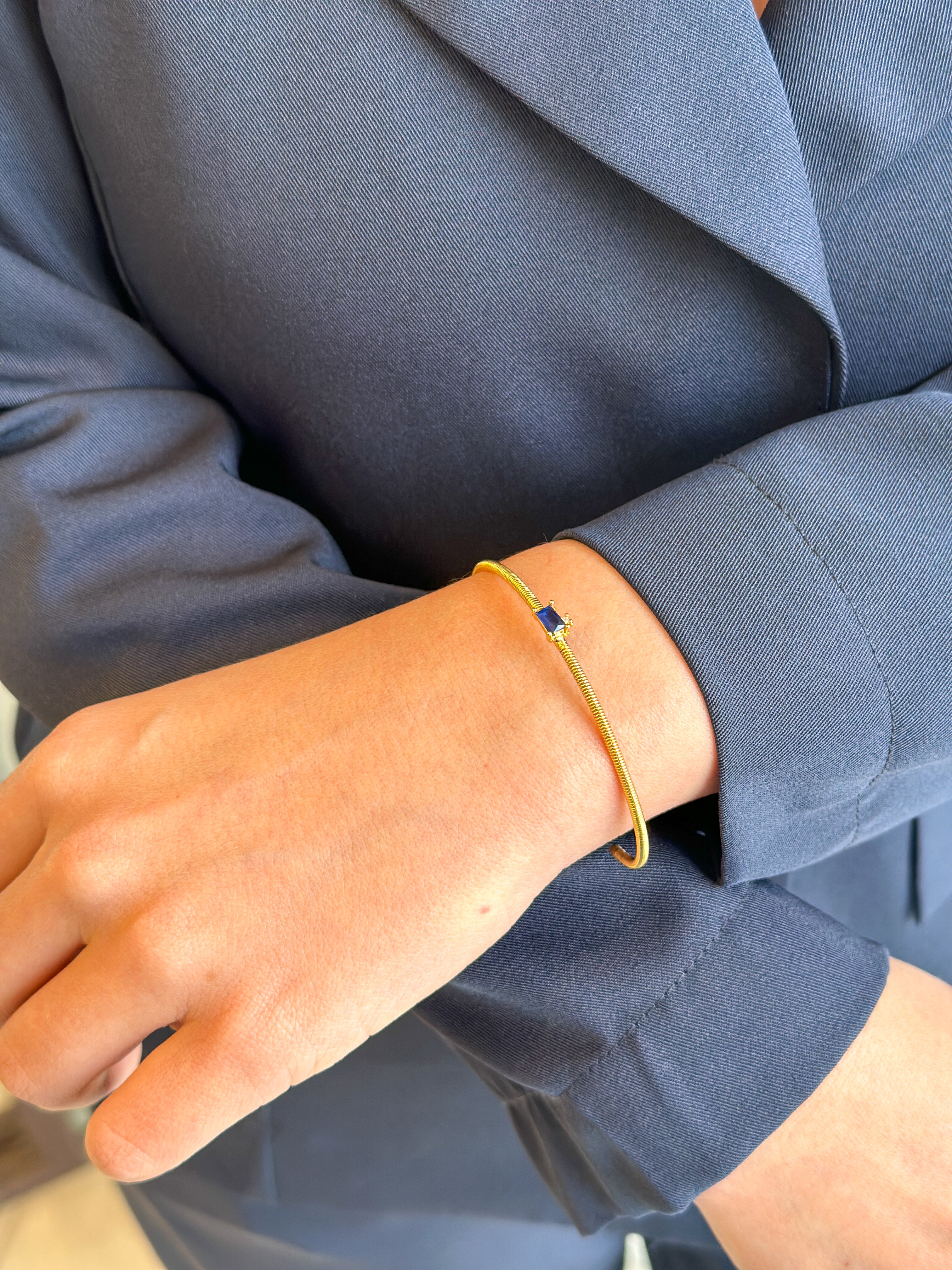 Bracelete Italiano Retângulo ponto de Luz Aberto 8665_162,00(5).jpg