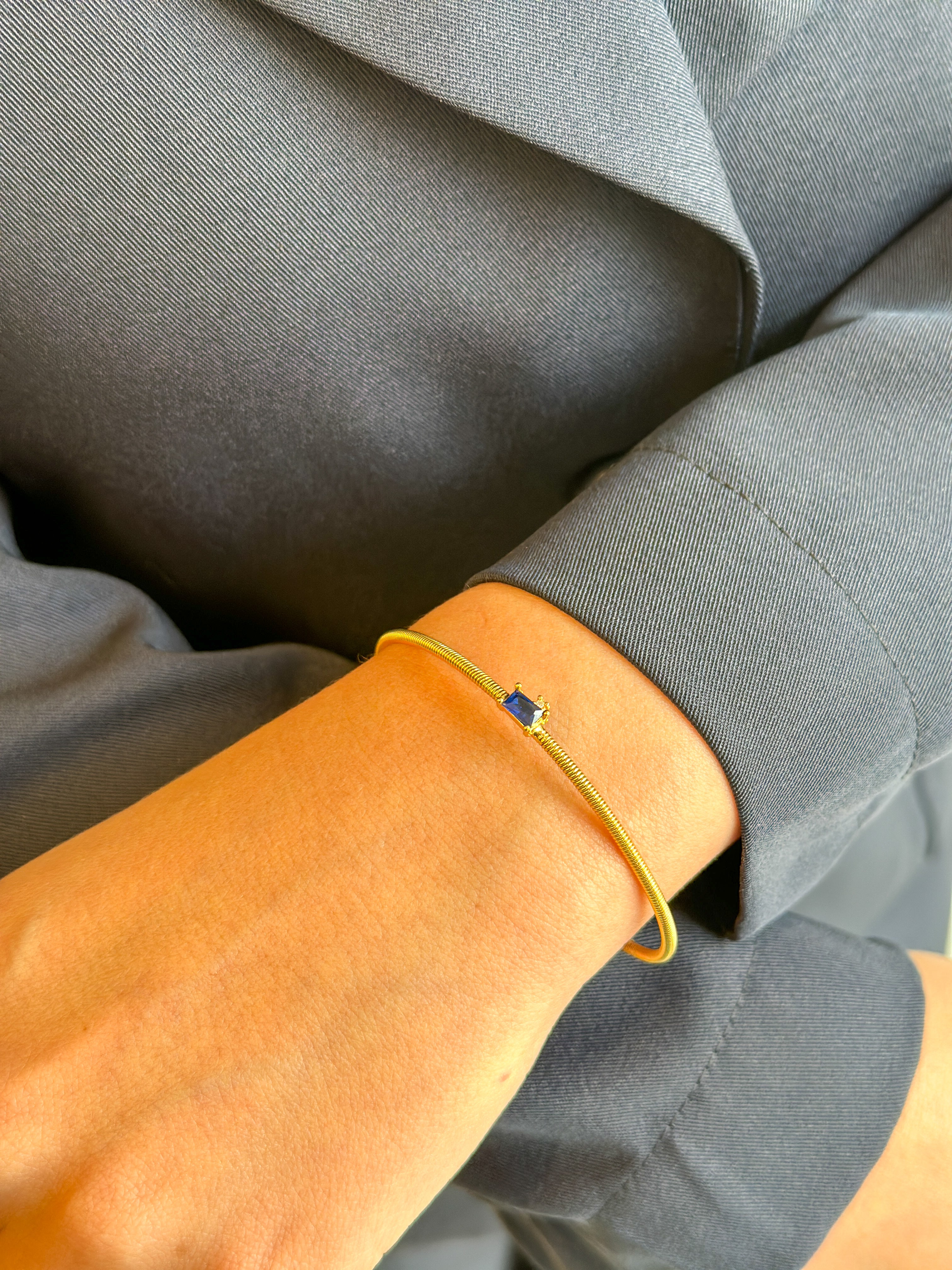 Bracelete Italiano Retângulo ponto de Luz Aberto 8665_162,00(6).jpg