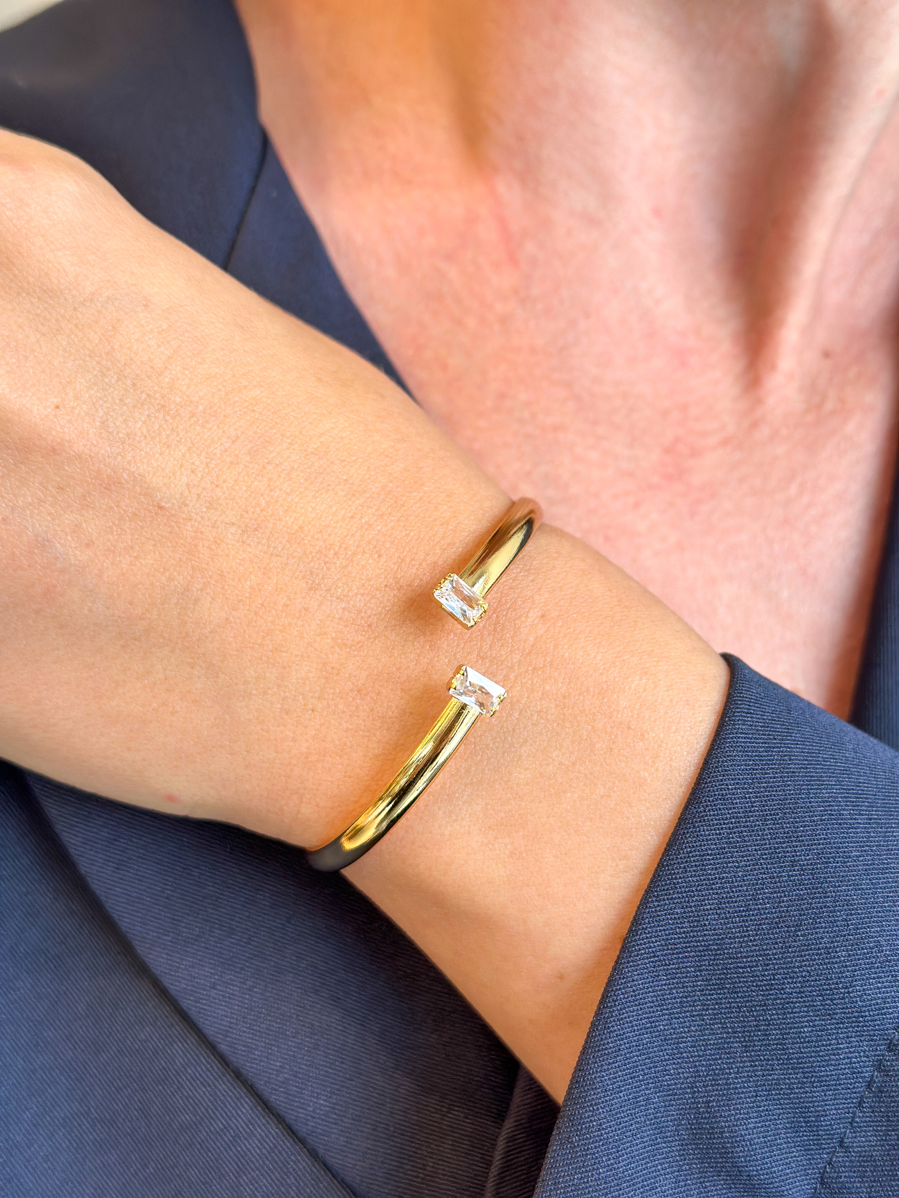 Bracelete largo Pontas Baguetes 11930_232,00(2).jpg