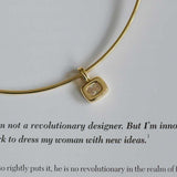 Colar Aro Pingente Retangular Cravação Inglesa