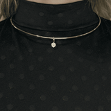Colar Aro com Pingente Ponto de Luz