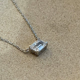 Colar Retângulo Solitário