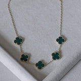 Colar trevo verde em banho de ouro 18k