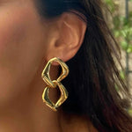 Brinco lozango duplo em ouro 18k