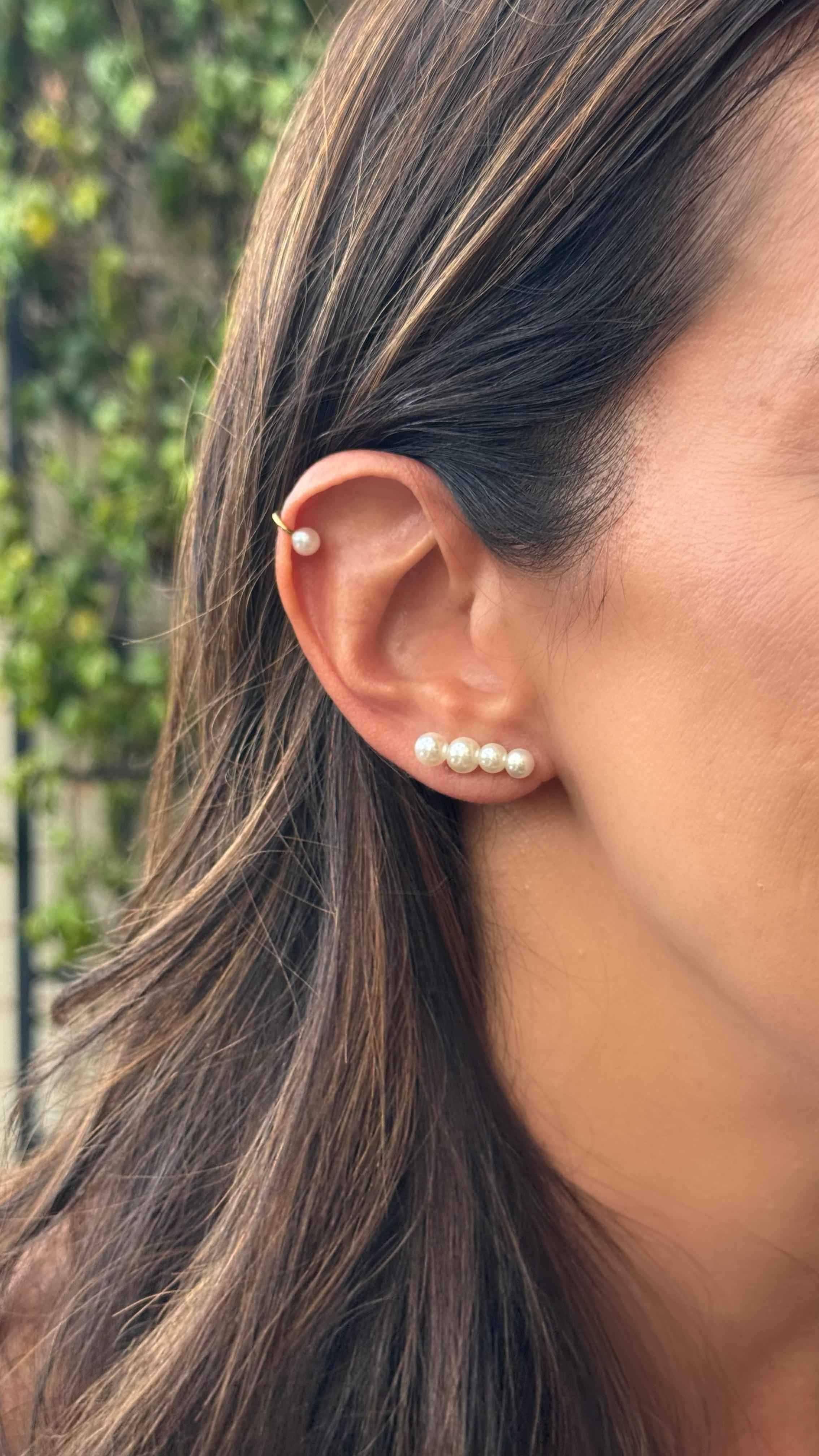 Brinco Earhook 4 pérolas
