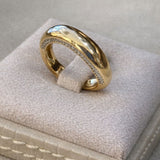 Anel Ondulado Lateral Cravejada Prata 925