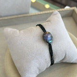 Pulseira Espinélio, Pérola Barroca e Macramê